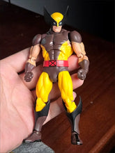 Carregar imagem no visualizador da galeria, Action Figure | Mafex Wolverine
