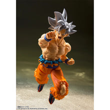 Carregar imagem no visualizador da galeria, Action Figure | S.H Figuarts Son Goku (Instinto Superior Completo)
