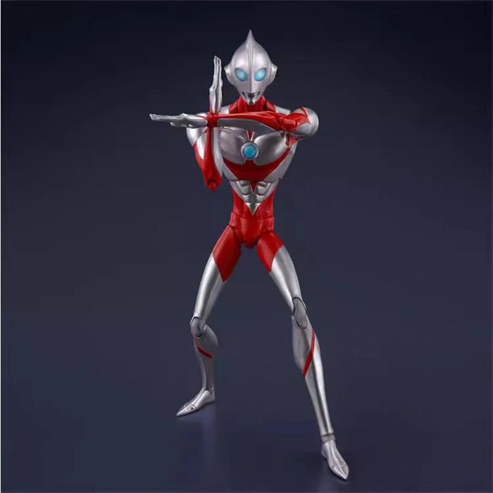 Action Figure | S.H Figuarts Ultraman & Emi Ultraman: Rising