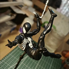 Carregar imagem no visualizador da galeria, Action Figure | MAFEX Spider-Man Black Suit
